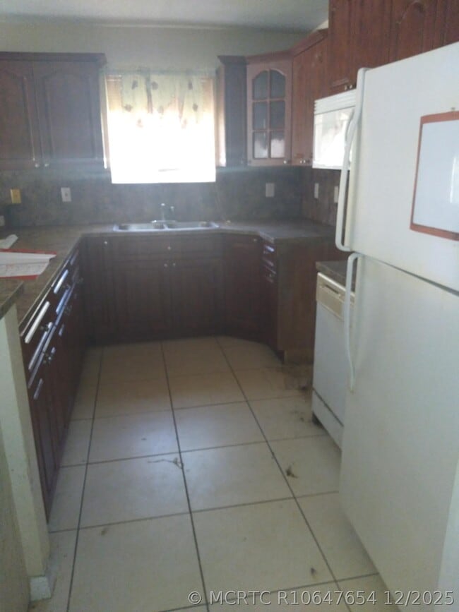 Building Photo - 1431 NW 55th Terrace