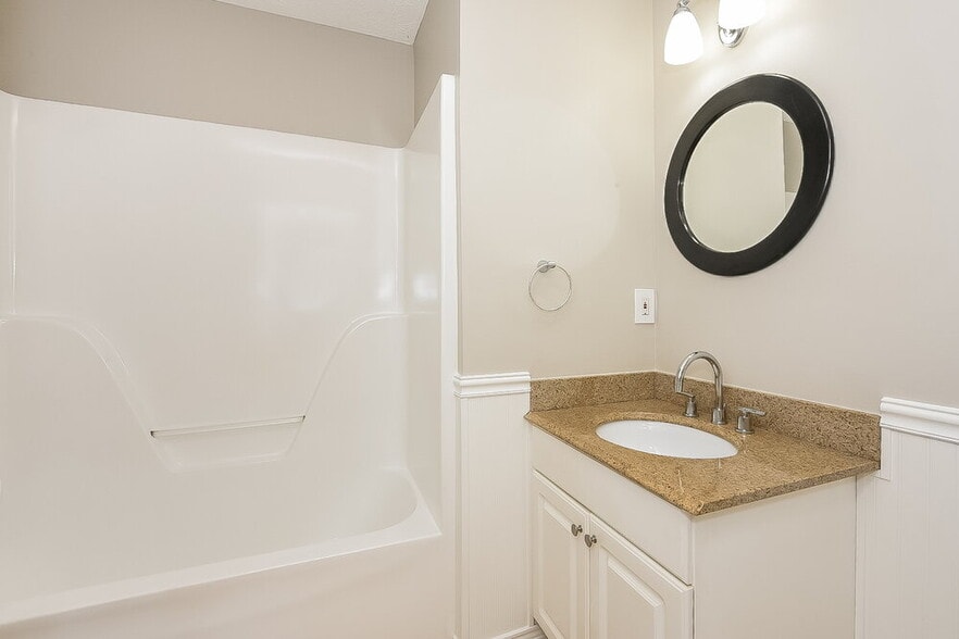 Building Photo - 4969 Abbotts Glen Trail NW