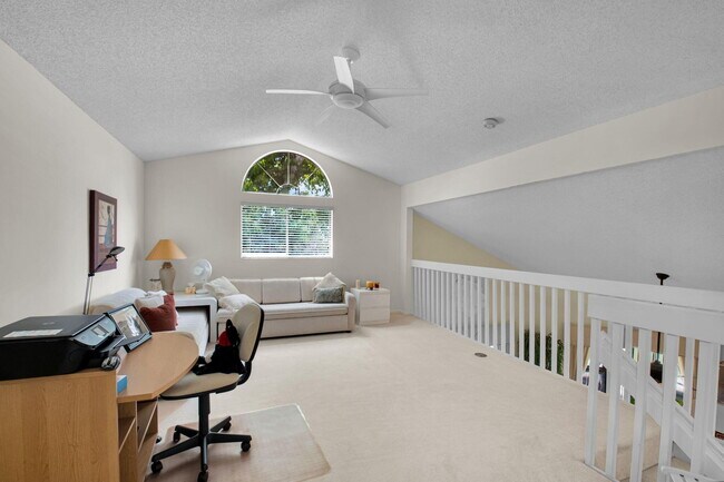 Building Photo - 7380 Clunie Pl