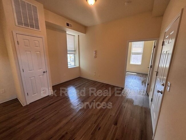 Building Photo - 4200 Colerain Ave