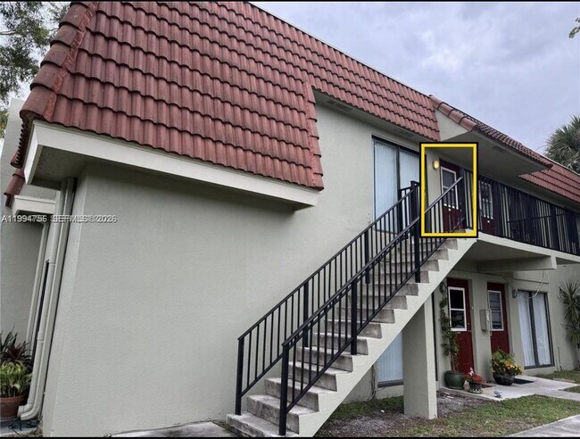 Building Photo - 11380 Royal Palm Blvd