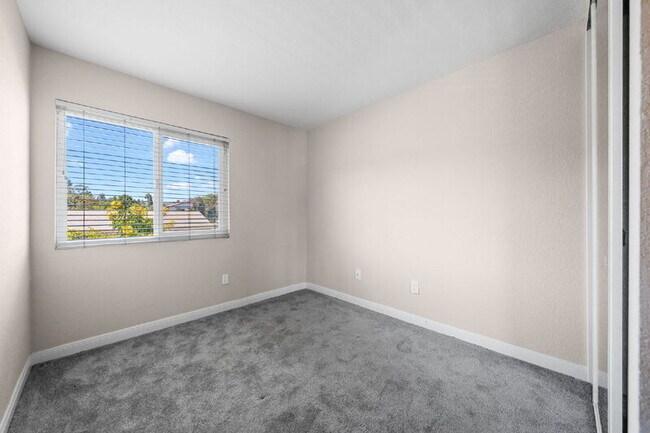 Building Photo - 12719 Robison Blvd