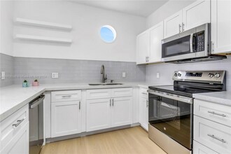 Building Photo - 4465 SW 160th Ave