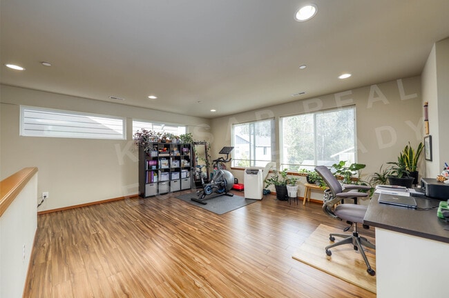 Building Photo - 2503 Filbert Ave