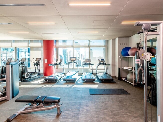 Building Photo - 1080 Brickell Ave