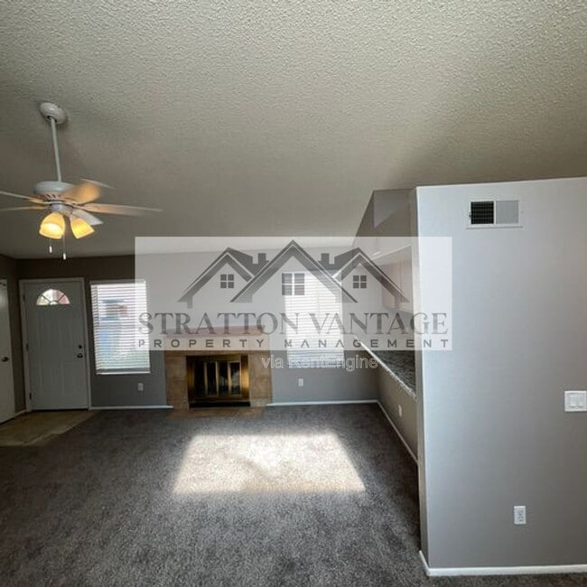 Building Photo - 3893 W Denver St