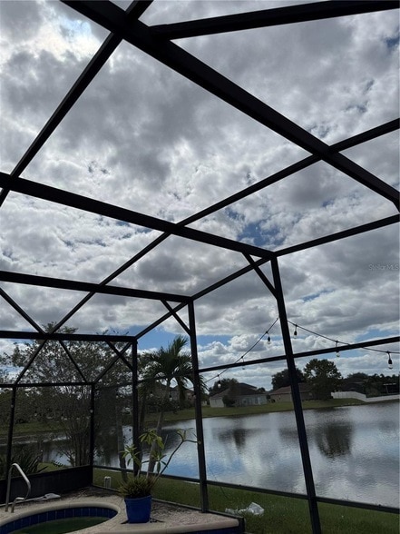 Building Photo - 2310 Walnut Canyon Dr