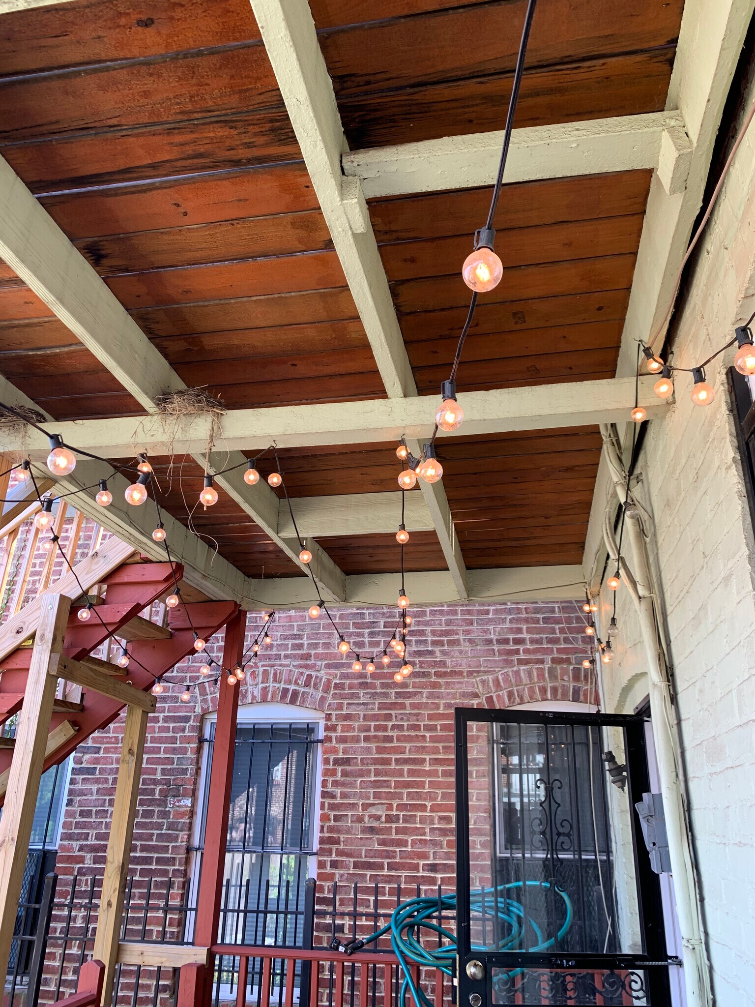 Building Photo - 527 9th St NE