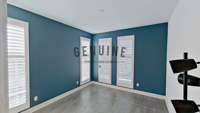Building Photo - Beautifully Furnished 3Bd 3.5Ba Condo in Costa Mesa