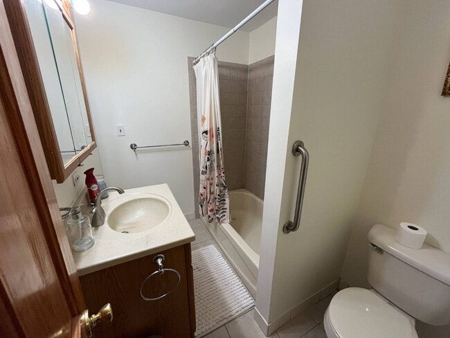 Building Photo - 503 Canal Rd