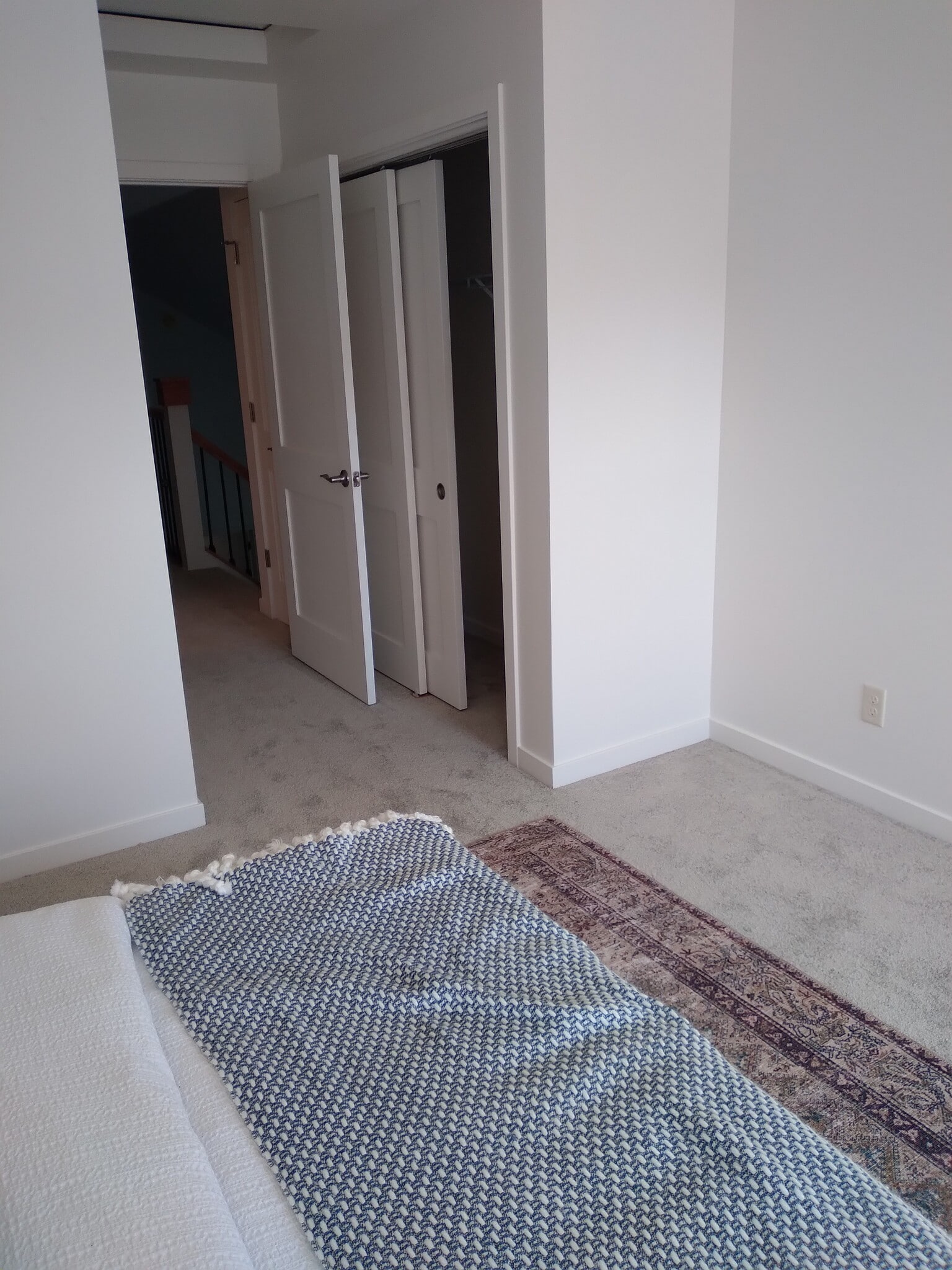 Building Photo - 2725 Pond Dr