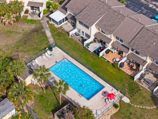 Building Photo - 131 Kimberly Dr