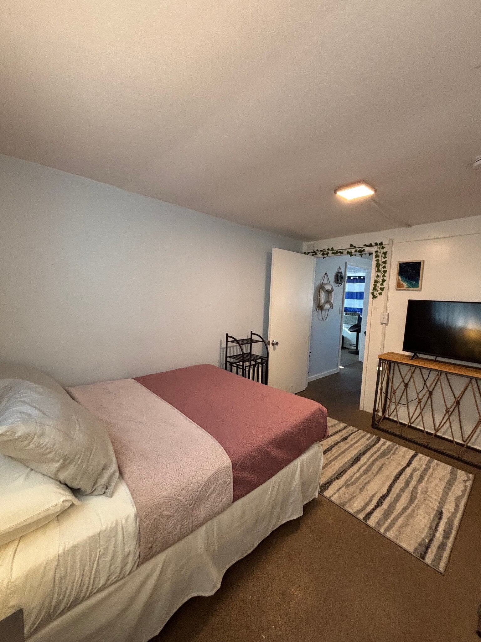 Building Photo - 2 Bed/1 Bath