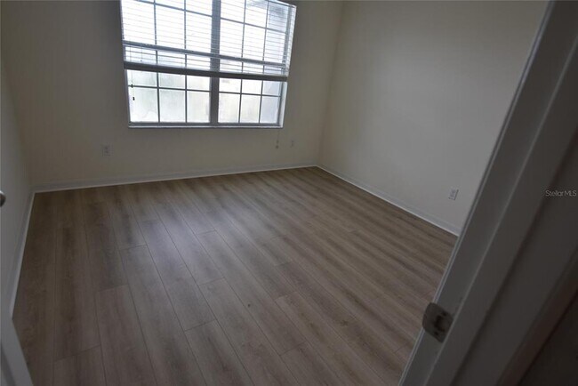 Building Photo - 1123 Honey Blossom Dr