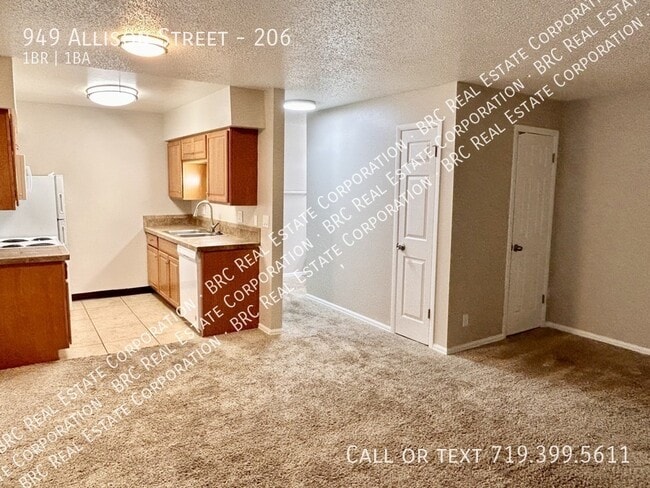 Building Photo - 949 Allison St