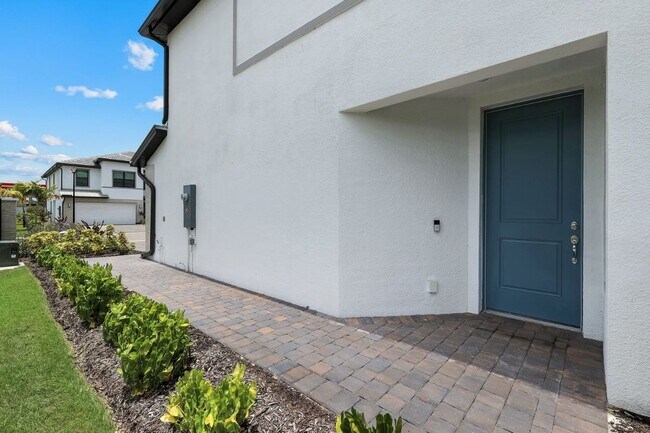 Building Photo - 27907 Radiant Ct