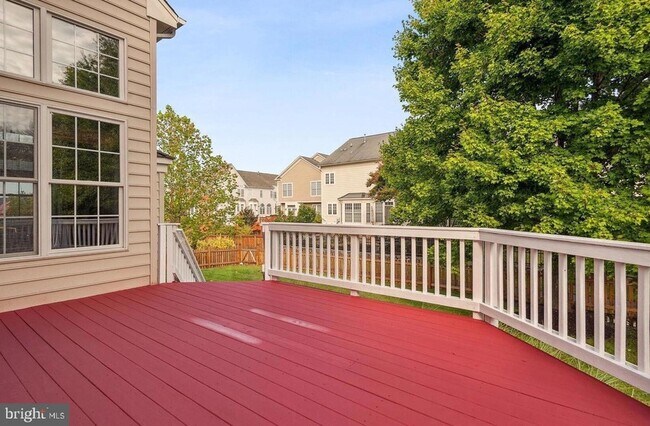 Building Photo - 43708 Red House Dr