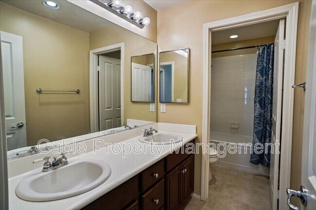 Building Photo - 17764 Sweetgum Ln