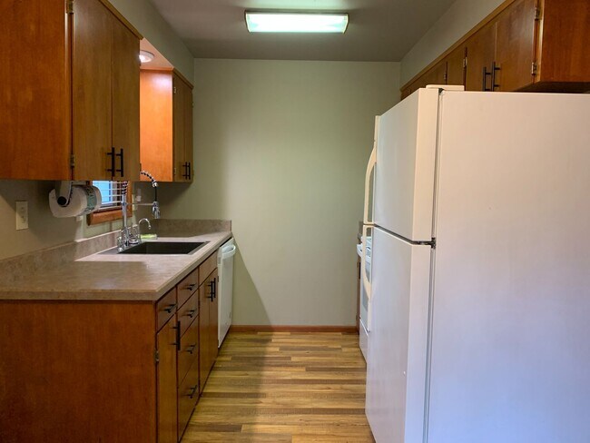 Building Photo - TFSC-A400