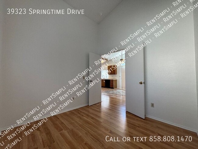 Building Photo - 39323 Springtime Dr