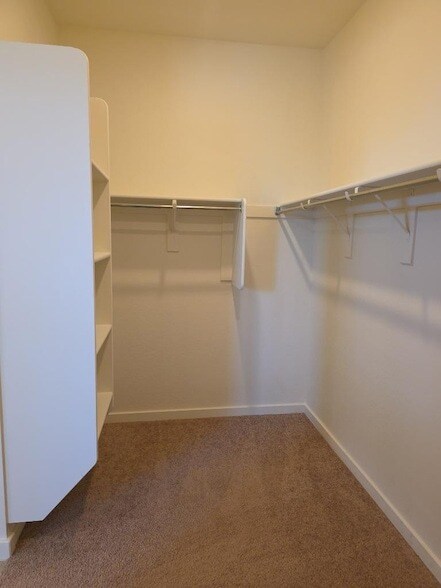 Building Photo - 18085 W Elm St