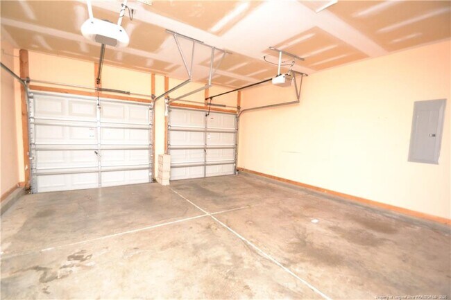 Building Photo - 2031 Addenbrock Dr