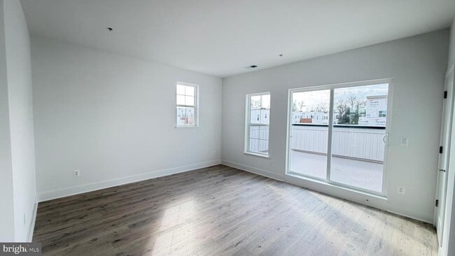 Building Photo - 2106 Henson Norris St