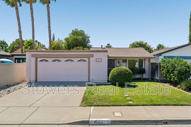 Building Photo - 2535 Heatherlark Cir