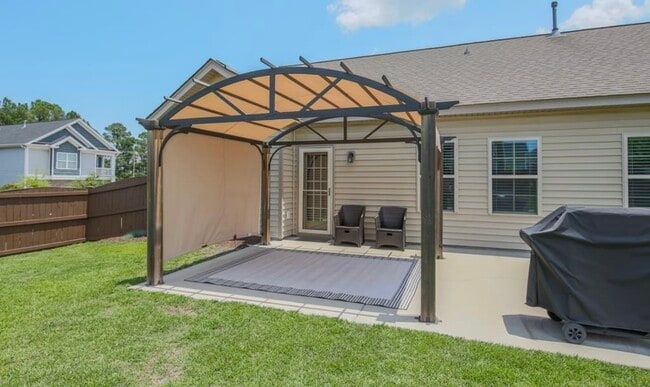 Building Photo - 114 Eldon Dr