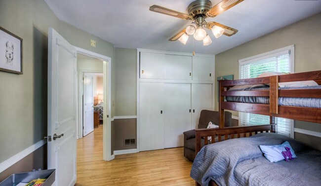 Building Photo - Charming 2 Bedroom In Benson!!