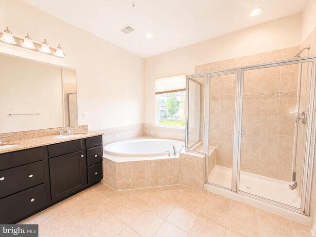Building Photo - 22605 Winding Woods Way
