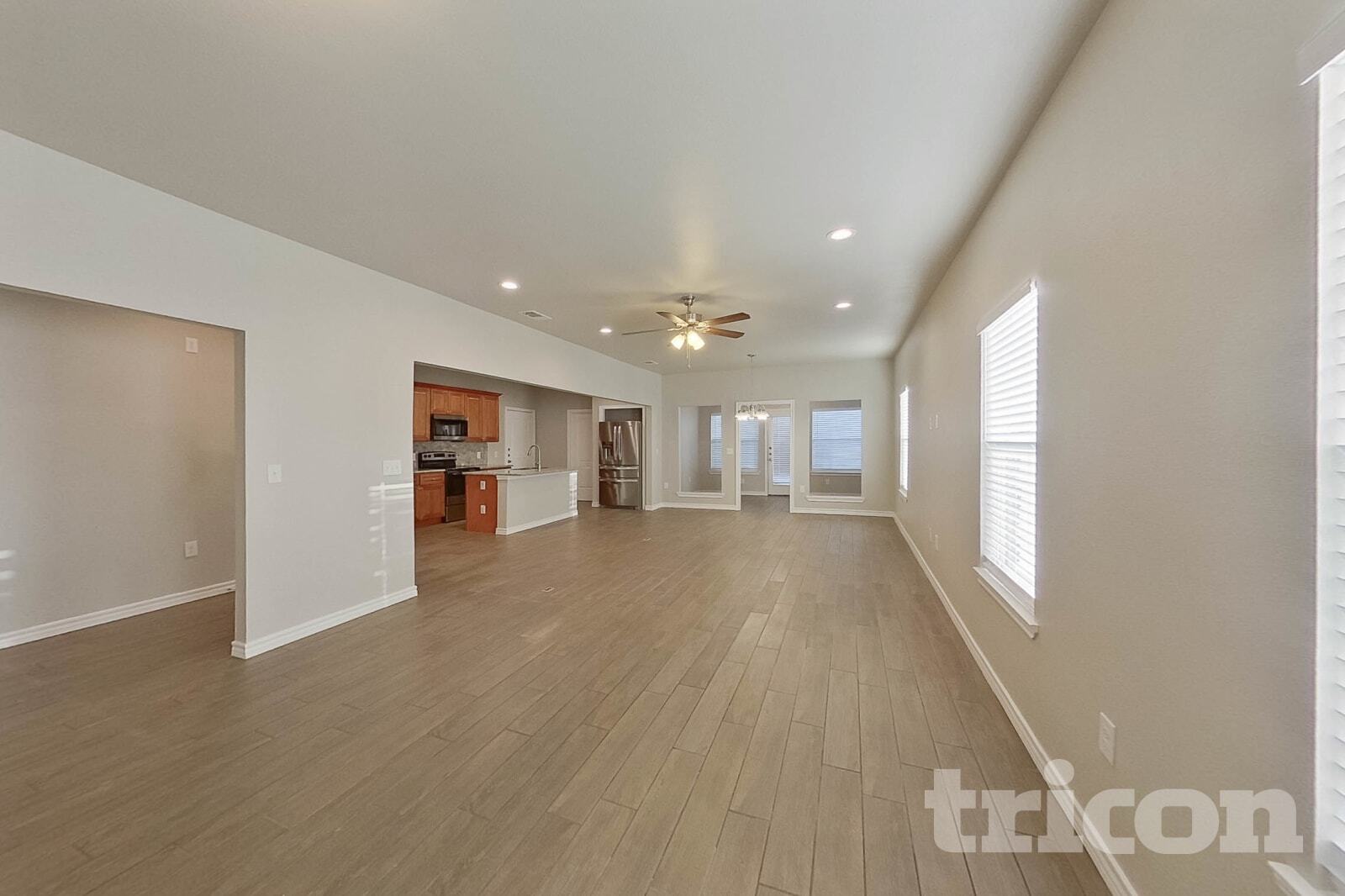 Building Photo - 4825 Freeport Dr