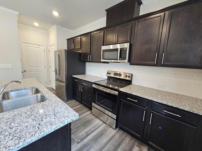Building Photo - 469 Willard Wds Dr