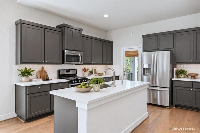Building Photo - 12218 Cottage Promenade Ct