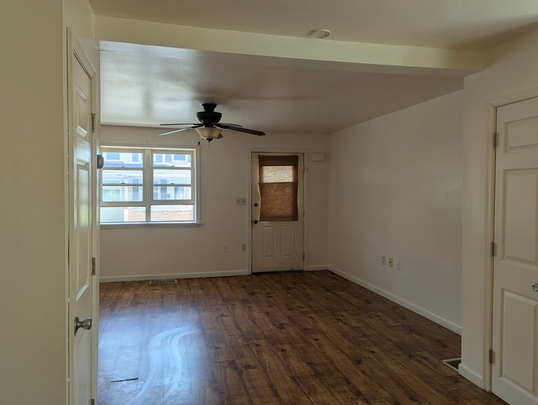 Building Photo - 3021 N 2nd St