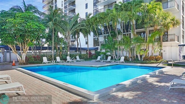 Building Photo - 3031 N Ocean Blvd