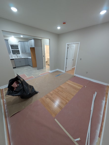 Building Photo - 32 Rose St