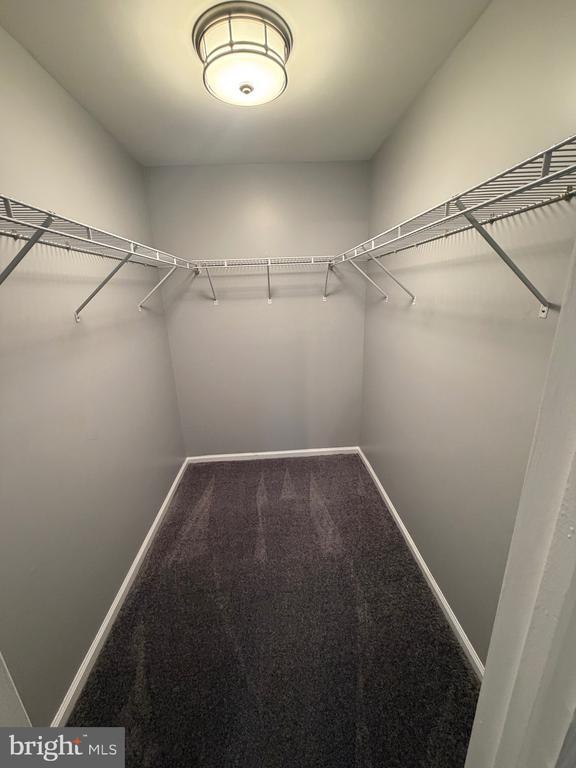 Building Photo - 102 Stonehurst Ct