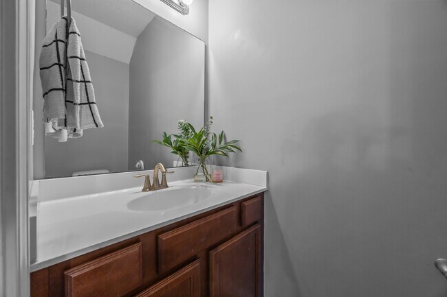 Building Photo - 841 Dynasty Dr