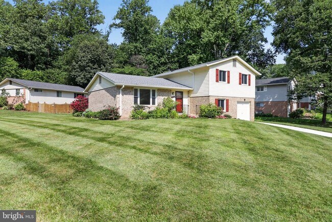 Building Photo - 4898 Wheatstone Dr
