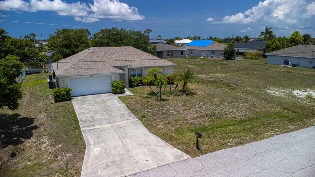 Primary Photo - Available Now