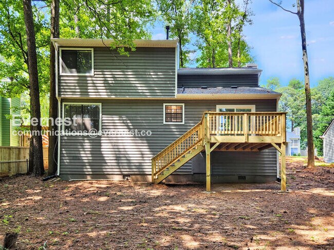 Building Photo - 944 Shiloh Ridge Run NW