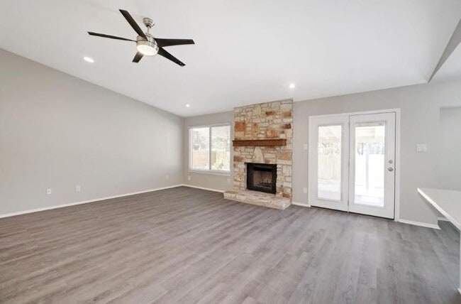 Building Photo - 11428 Bristle Oak Trail