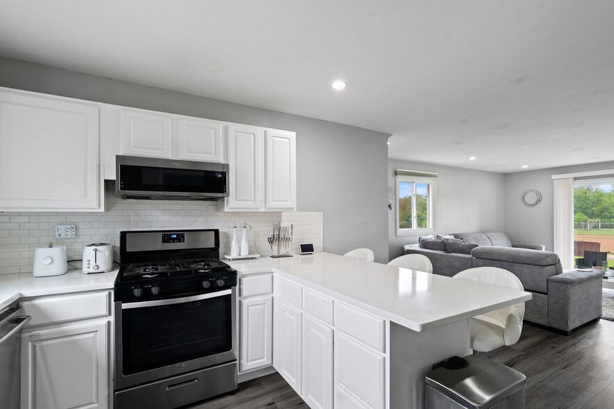 Building Photo - 107 Morningside Dr