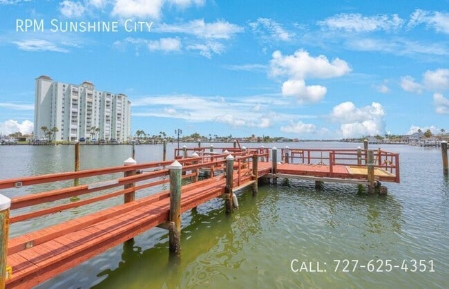 Building Photo - 6161 Gulf Winds Dr