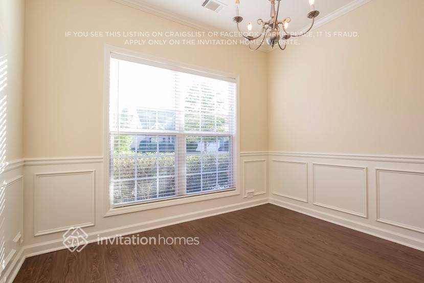 Building Photo - 2652 Sedgeview Ln NE