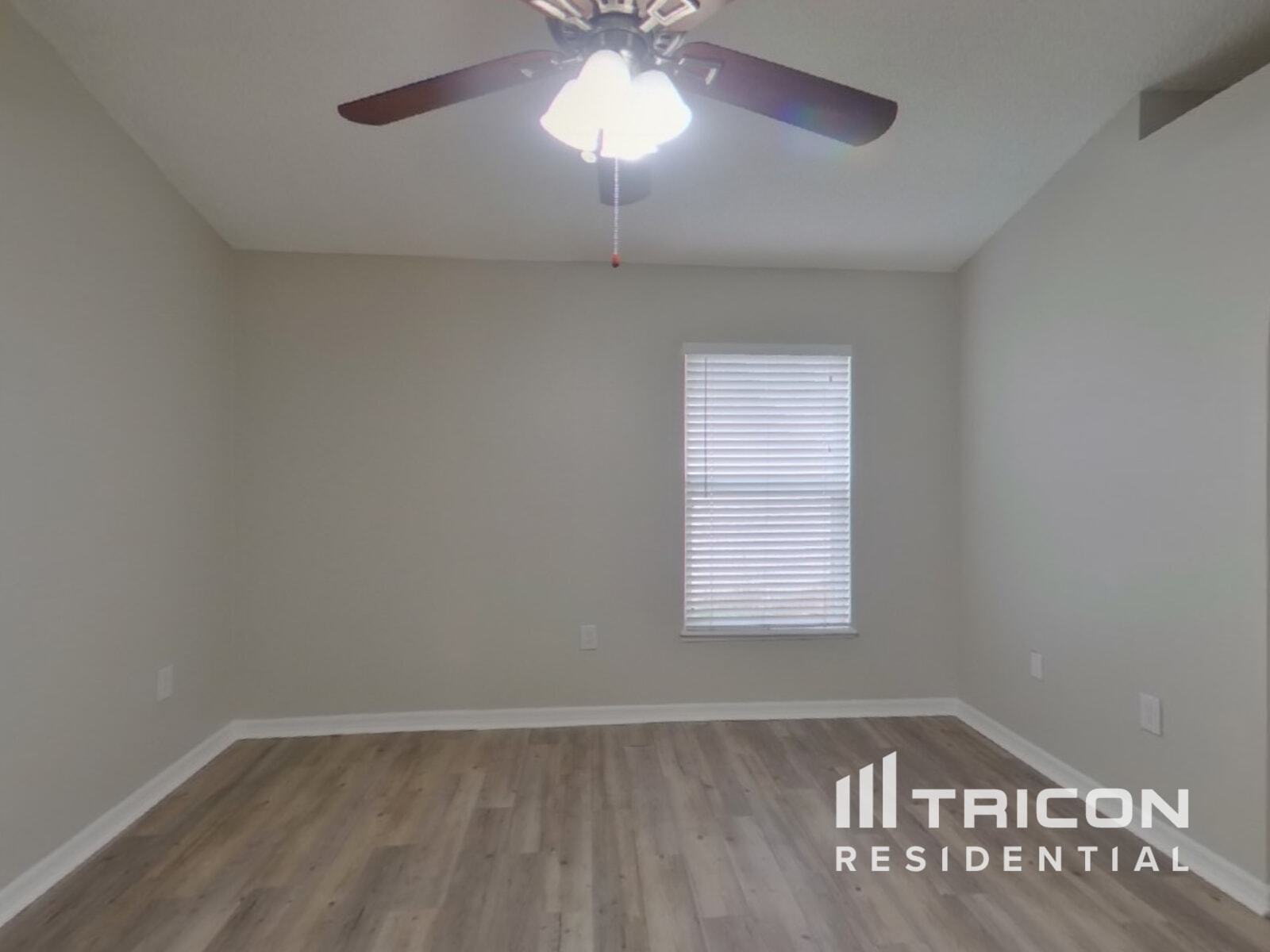 Building Photo - 321 Placid Lake Dr