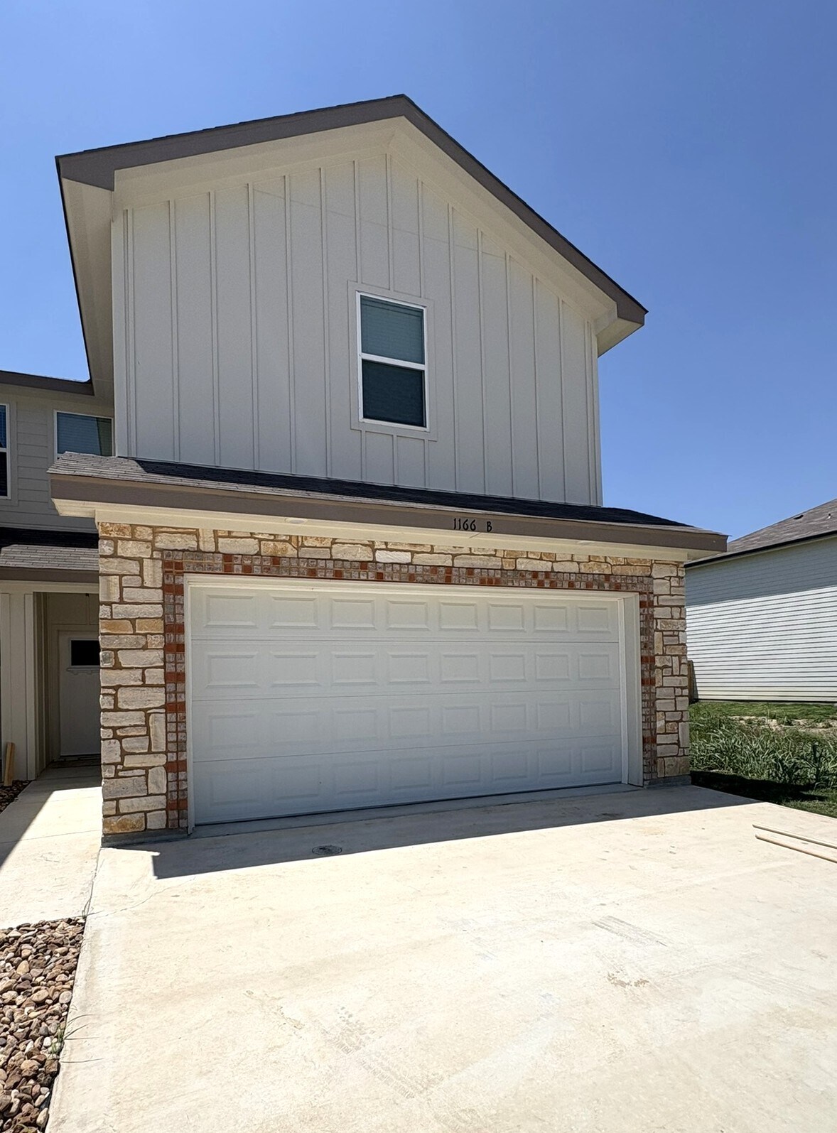Building Photo - 1166 Lindsey Dr