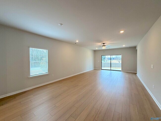 Building Photo - 11017 Wayland Rdg Dr