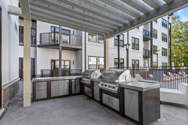 Building Photo - 65 Jolley Dr